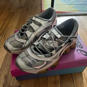 ASICS x kiko x hysteric glamour size 39.5 RARE